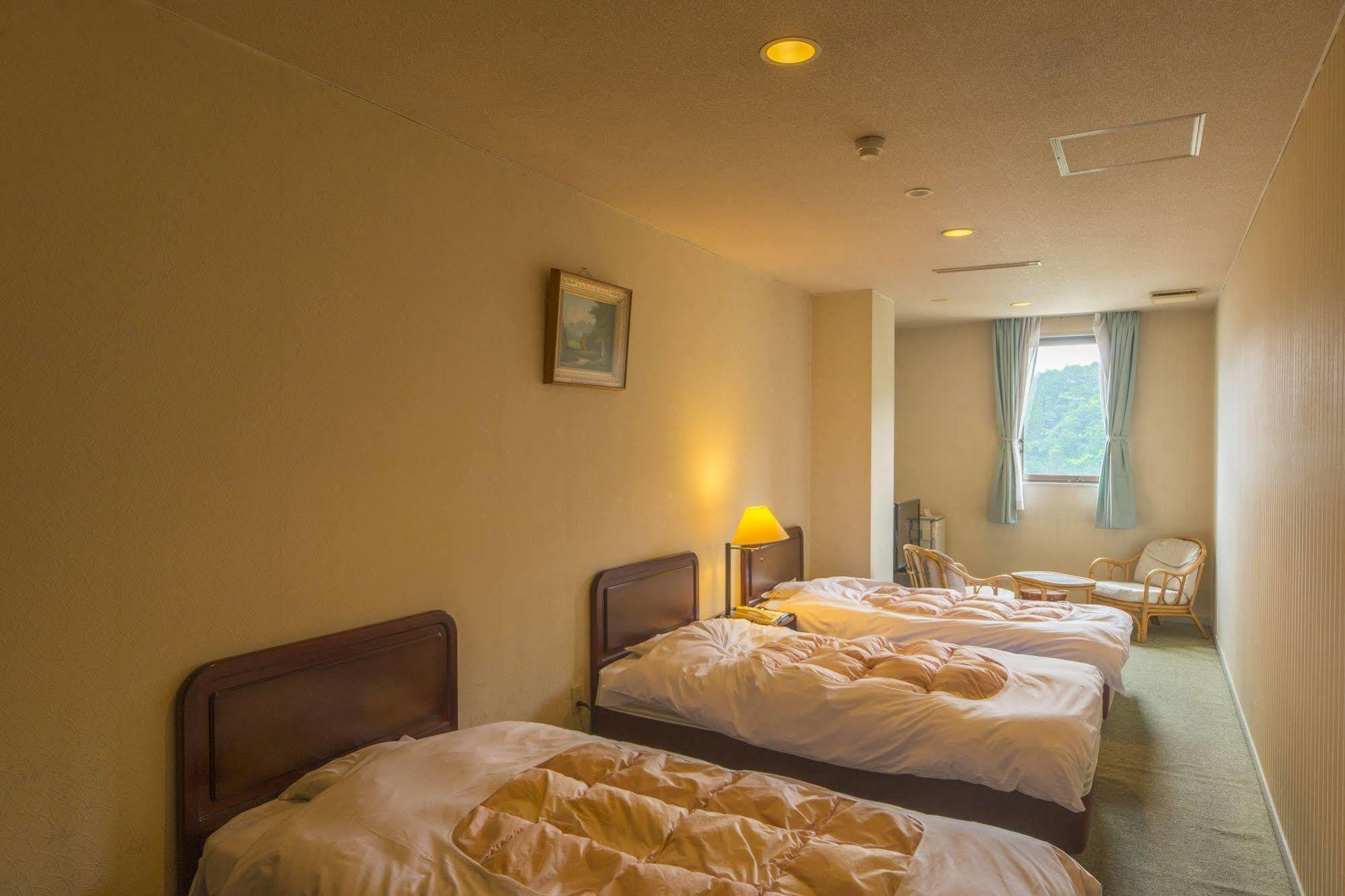 Hotel Gujo Hachiman Exterior foto